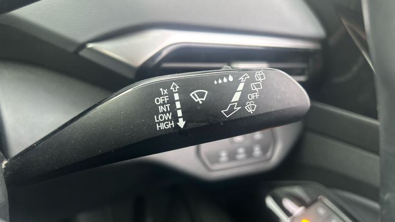 Volkswagen ID.4 109kW Life Pure 52kWh 5dr Auto Electric Estate